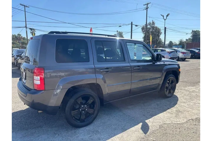 $7999 : 2015 Patriot Sport image 4