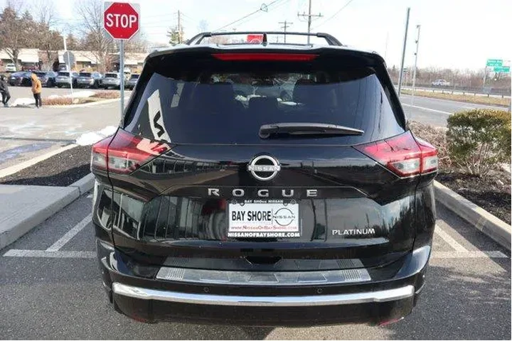 $35161 : Nissan Rogue 2025 Platinum 4 image 7