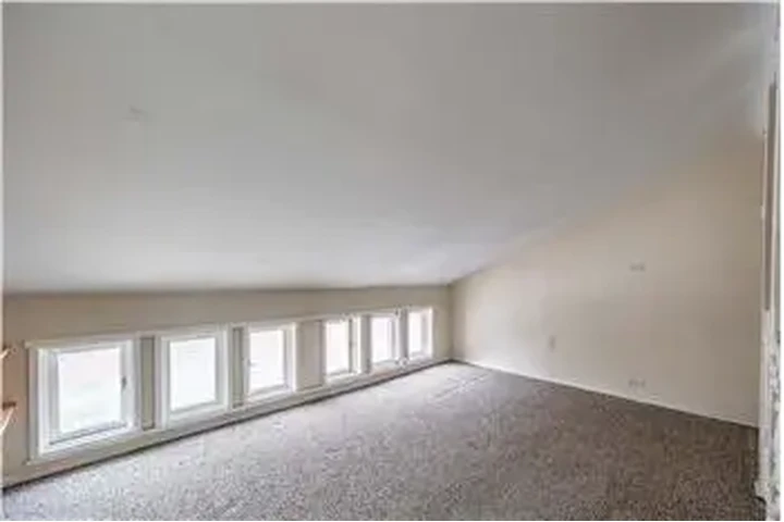 $1750 : Rental property with 0 bedro image 3