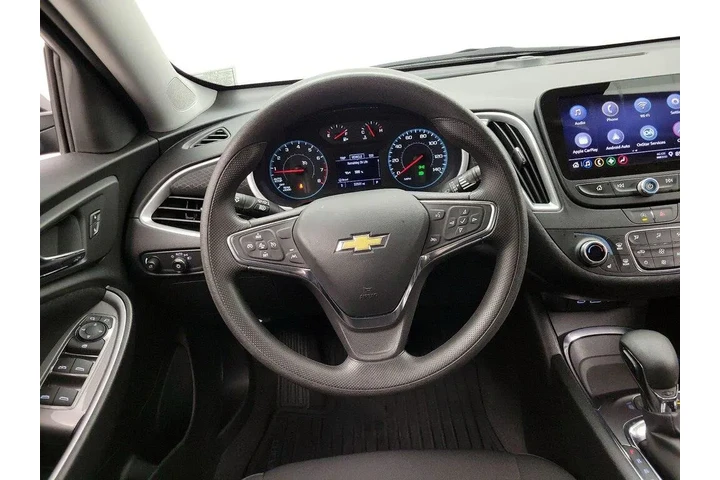 $20998 : Chevrolet Malibu 2024 LT 4dr image 10