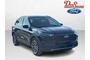 $24888 : Ford Escape Plug-In Hybrid 2 thumbnail