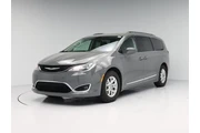 $24998 : Chrysler Pacifica 2020 Touri thumbnail