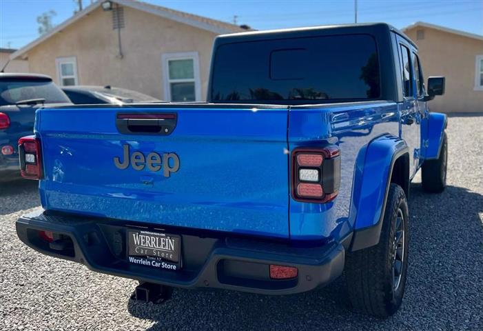 2021 JEEP GLADIATOR image 4