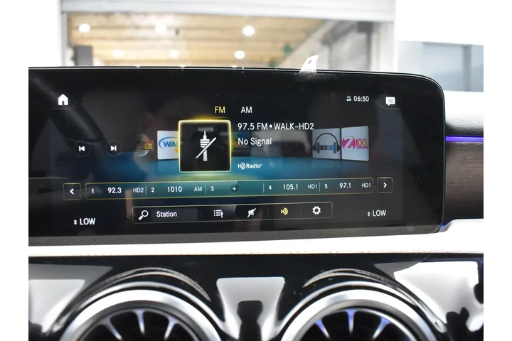 $22452 : Mercedes-Benz A-Class 2022 A image 9