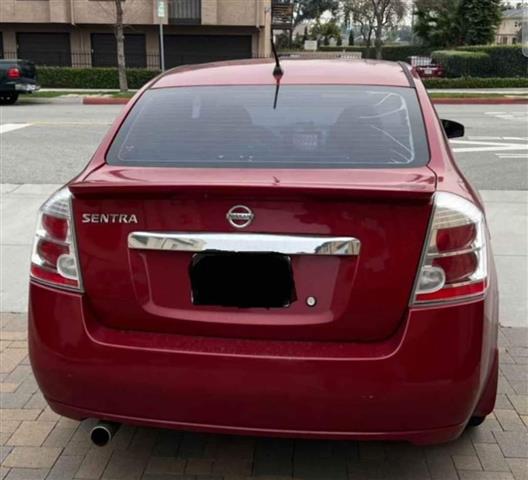 $5300 : 👍2011 Nissan Sentra SE image 2