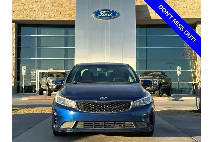$9995 : Kia Forte 2017 LX 4dr Sedan image 2