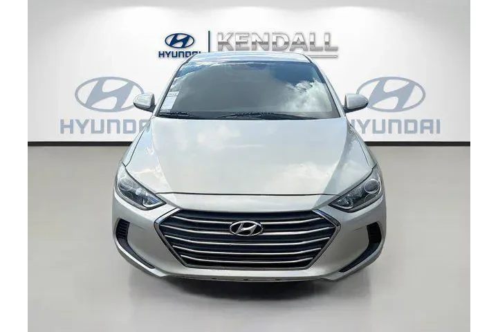 $8868 : Hyundai ELANTRA 2018 SEL 4dr image 2