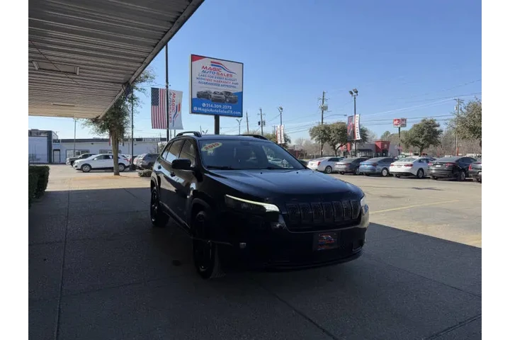 $17499 : 2020 Cherokee Altitude image 3