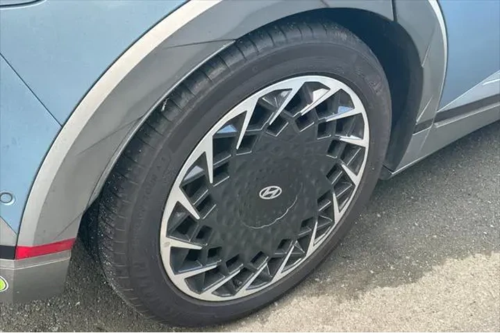 $28990 : Hyundai IONIQ 5 2023 AWD Lim image 7