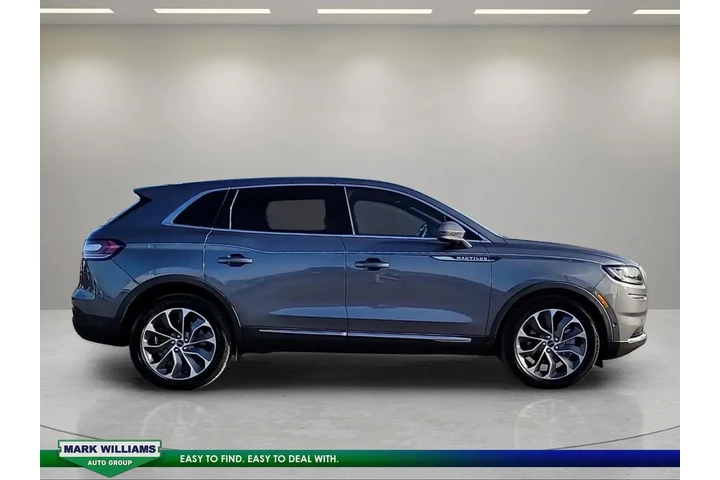 $31999 : Lincoln Nautilus 2022 AWD Re image 9