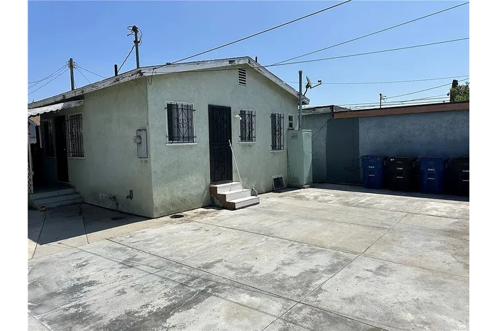 $3500 : Excellent Potential House image 7