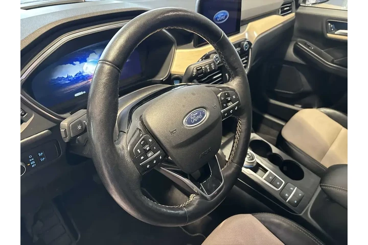 $22178 : Ford Escape Plug-In Hybrid 2 image 9