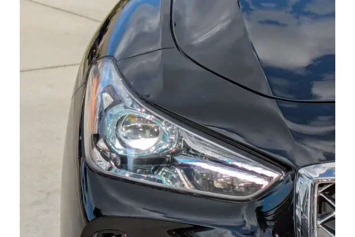 $25340 : Genesis G70 2020 AWD 2.0T 4d image 7