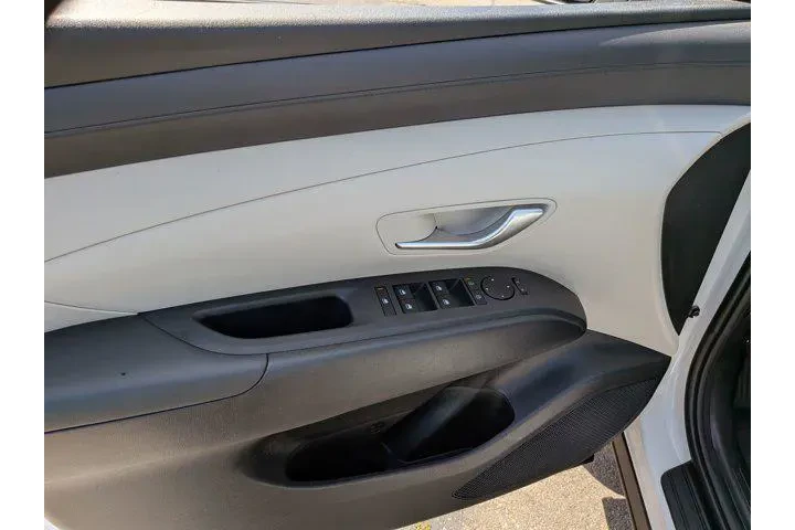 $30997 : Hyundai TUCSON 2025 AWD SEL image 8