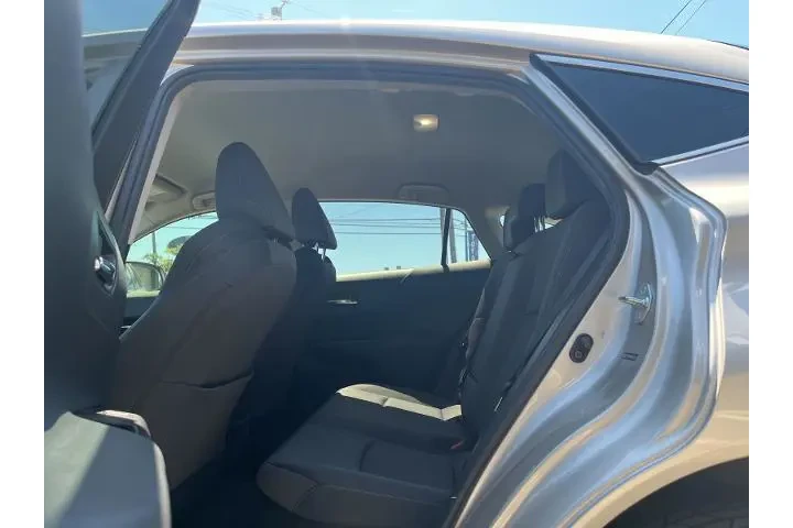$26774 : Toyota Venza 2021 AWD LE 4dr image 8