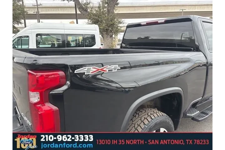 $32994 : Chevrolet Silverado 2500HD 2 image 9