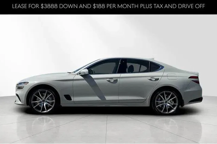 $39871 : Genesis G70 2026 2.5T Standa image 8