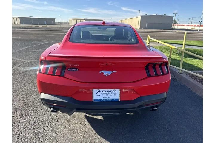 $31999 : Ford Mustang 2024 EcoBoost 2 image 6