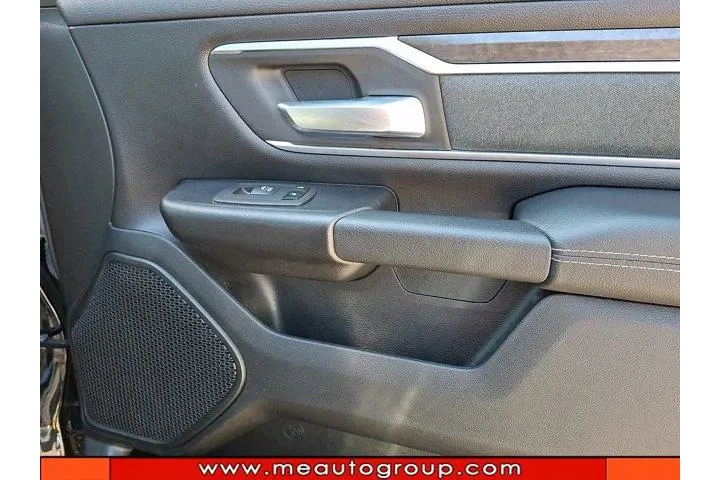 $30291 : Ram 1500 2021 4x4 Big Horn 4 image 10