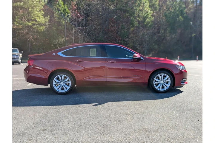 $14990 : Chevrolet Impala 2018 LT 4dr image 10