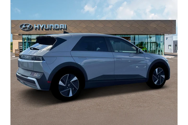 $29999 : Hyundai IONIQ 5 2026 SE Stan image 8