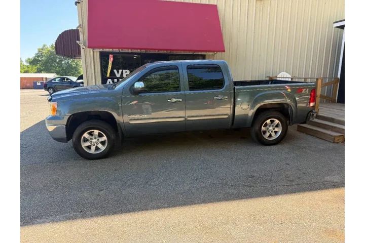 $13999 : 2011 GMC Sierra 1500 SLE image 8