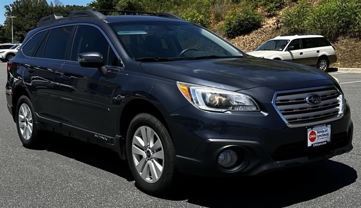 $13577 : PRE-OWNED 2017 SUBARU OUTBACK image 7