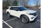 $29150 : Ford Explorer 2022 AWD XLT 4 thumbnail