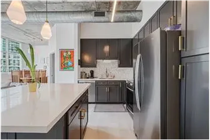 $4200 : Rental property with 2 bedro image 1