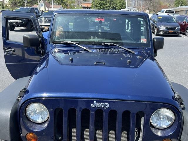 $22417 : PRE-OWNED 2013 JEEP WRANGLER image 7