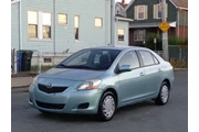 2010 Yaris en Boston