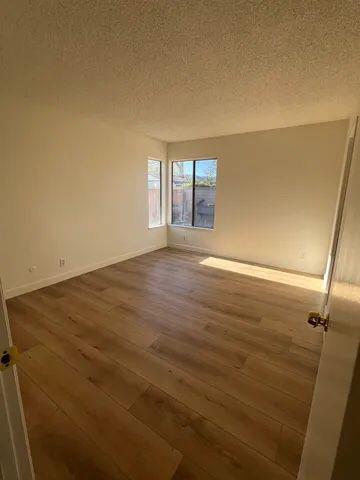 $1400 : Anaheim Home Available image 7