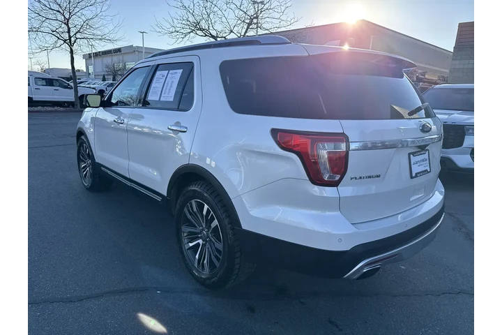 $15897 : Ford Explorer 2016 AWD Plati image 3