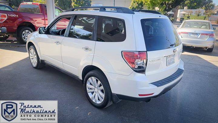 2012 Forester 2.5X Limited image 6