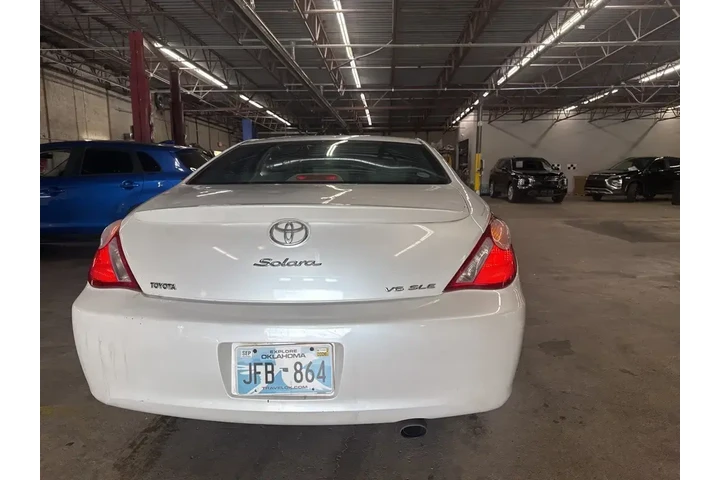 $1999 : Toyota Camry Solara 2006 SE image 8