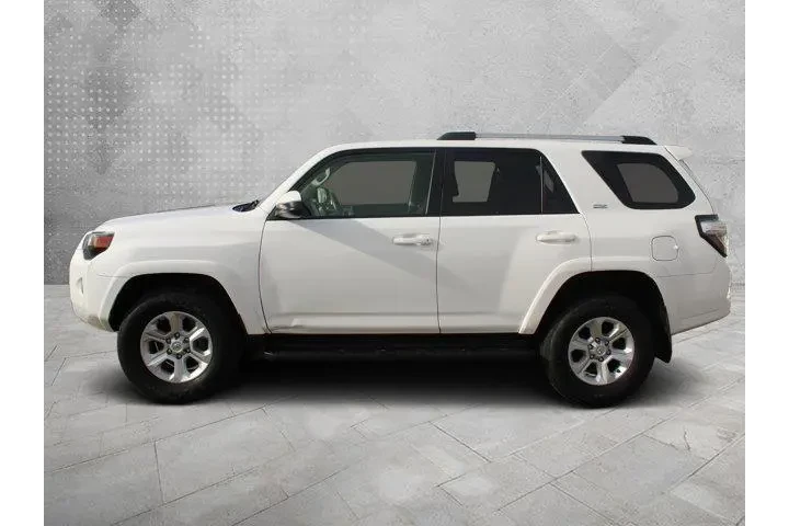 $37598 : Toyota 4Runner 2023 4x4 SR5 image 6