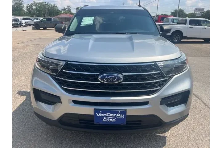 $17851 : Ford Explorer 2020 AWD XLT 4 image 3