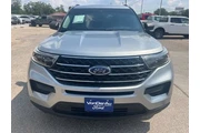 $17851 : Ford Explorer 2020 AWD XLT 4 thumbnail