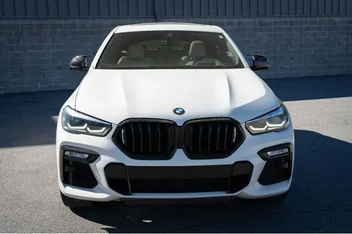 $38316 : BMW X6 2020 AWD xDrive40i 4d image 2