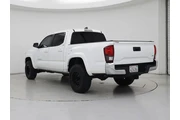 $30998 : Toyota Tacoma 2022 4x2 SR5 V thumbnail