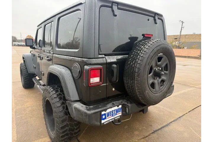 $24454 : Jeep Wrangler Unlimited 2018 image 3