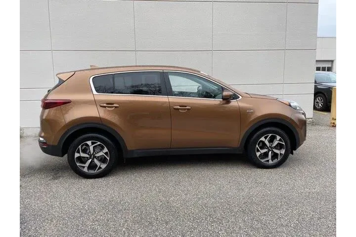 $14650 : Kia Sportage 2021 AWD LX 4dr image 5
