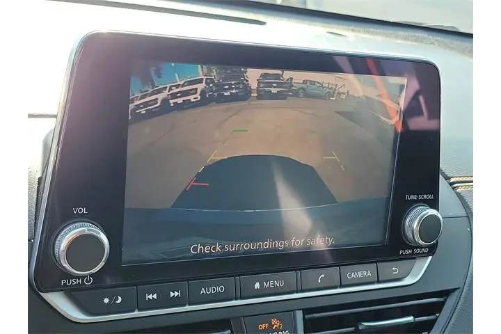 $23450 : Nissan Altima 2021 2.5 SR 4d image 9