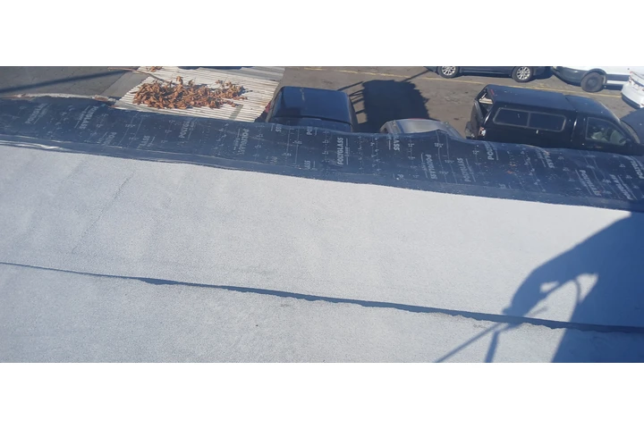 Se busca trabajo de roofing image 2