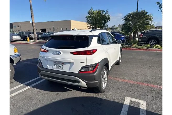 $19499 : Hyundai KONA 2023 AWD SEL 4d image 3