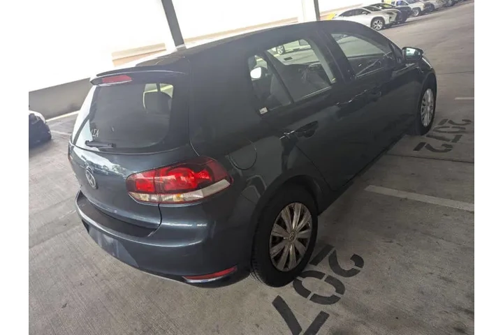 $8490 : 2014 Golf 2.5L PZEV image 5
