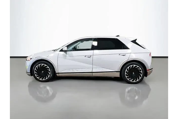 $25877 : Hyundai IONIQ 5 2023 AWD Lim image 4