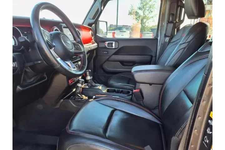 $32987 : Jeep Wrangler Unlimited 2021 image 10