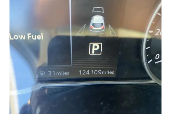 $8998 : Nissan Kicks 2018 S 4dr Cros image 4