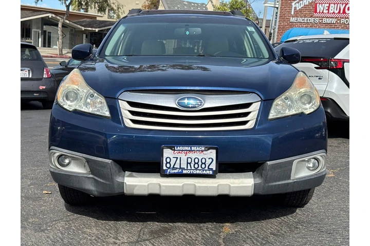 $6995 : Subaru Outback 2011 AWD 2.5i image 3